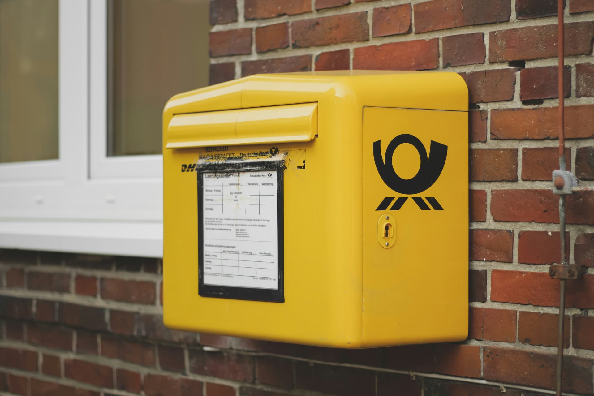 Trabajar en Correos 2026: oposiciones, bolsa de empleo y requisitos